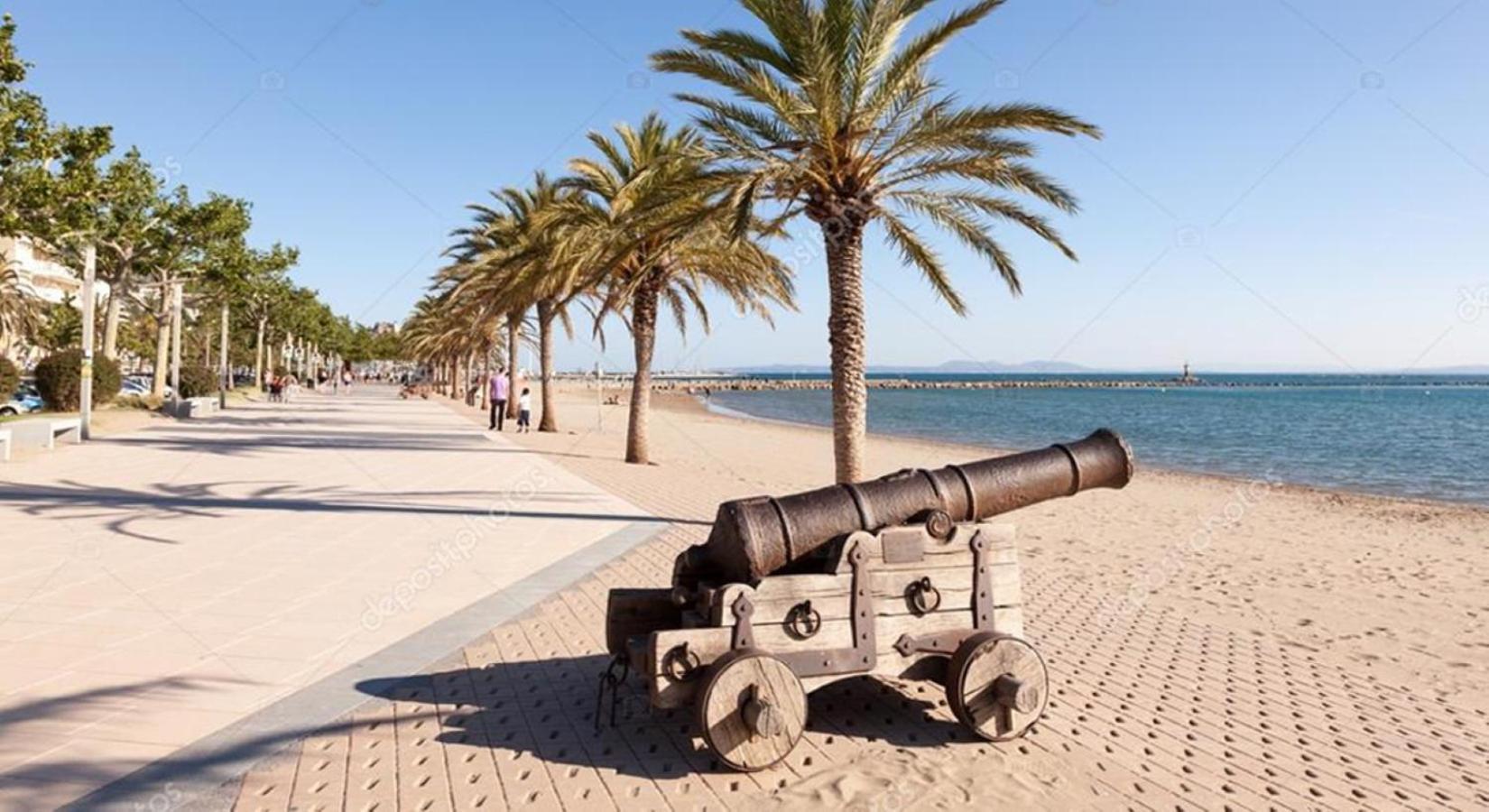 רוזס Apartamento Para Familias A 50 Metros De La Playa מראה חיצוני תמונה